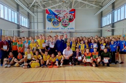 В Удмуртской Республике состоялся школьный волейбольный турнир на Кубок руководителя следственного управления